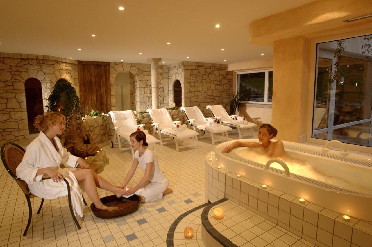 מלנטה Hotel Weisser Hof מראה חיצוני תמונה